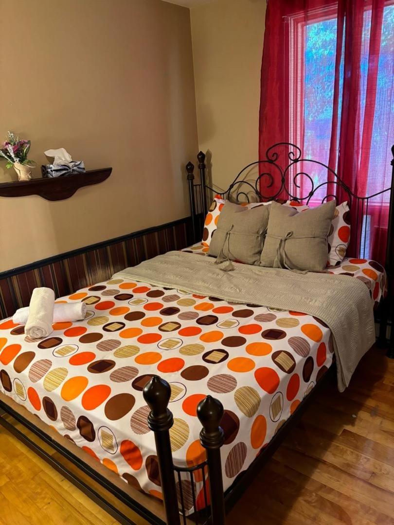 Tinga Home Saguenay Bilik gambar