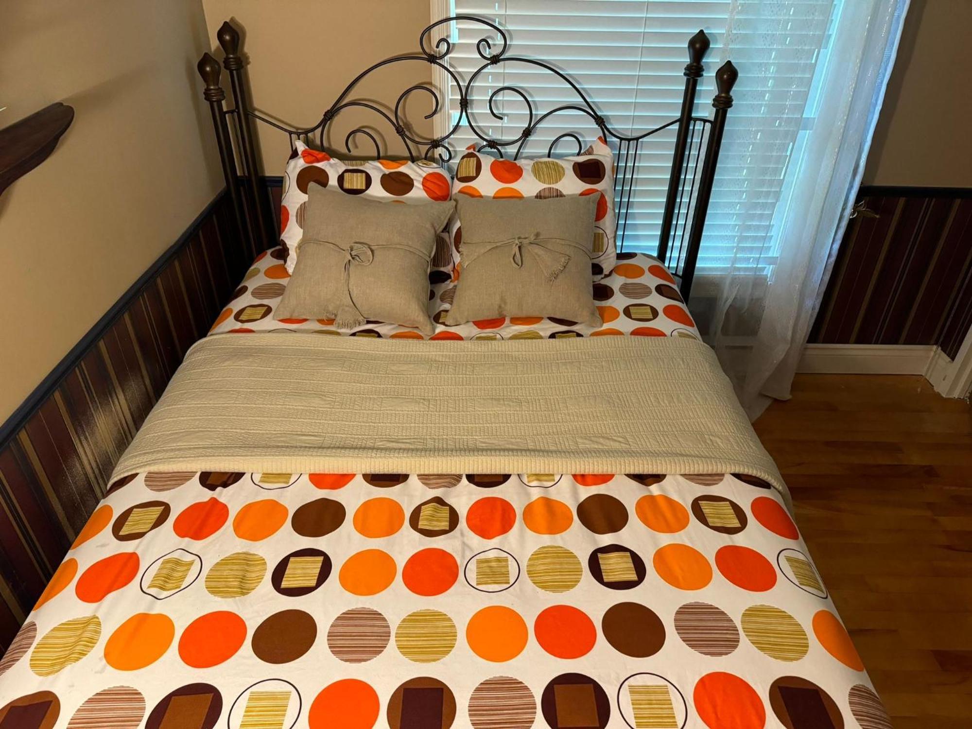 Tinga Home Saguenay Bilik gambar
